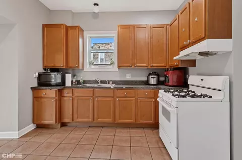 Kitchen - 2233 S Springfield Ave, Chicago, IL 60623 photo 5 of 5