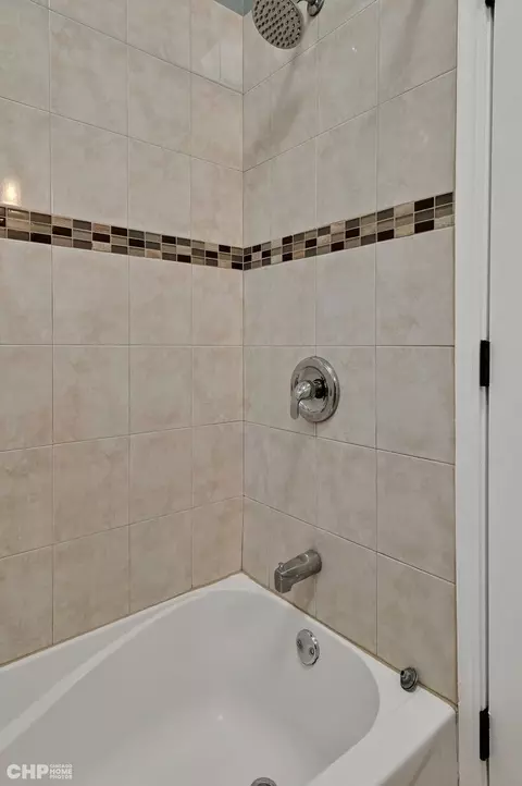 Bath - 2233 S Springfield Ave, Chicago, IL 60623 photo 2 of 4