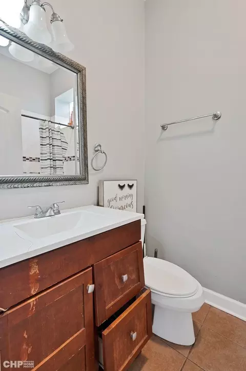 Bath - 2233 S Springfield Ave, Chicago, IL 60623 photo 3 of 4