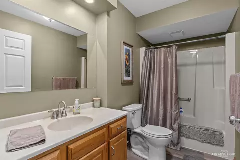 Bath - 201 Boulder Dr, Morris, IL 60450 photo 1 of 2