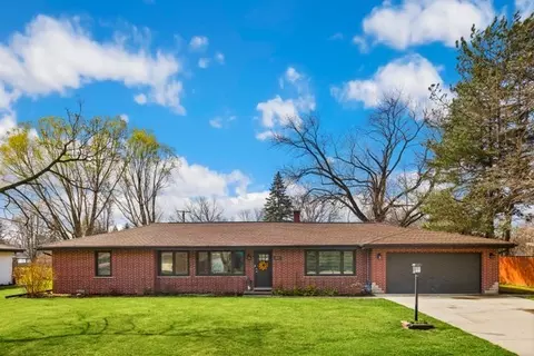 803 Rose Ave, Prospect Heights, IL 60070