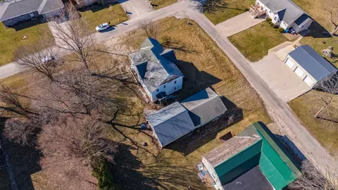 View/Area - 502 Johnson St, Cornell, IL 61319 photo 2 of 5