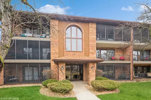 8804 W 140th St #2C, Orland Park, IL 60462
