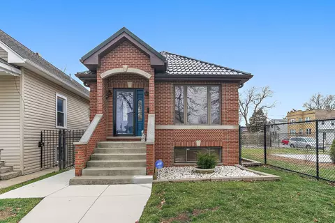 3654 N Long Ave, Chicago, IL 60641