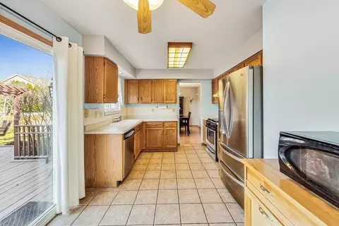 Kitchen - 13722 S Kendall Dr, Plainfield, IL 60544 photo 1 of 3
