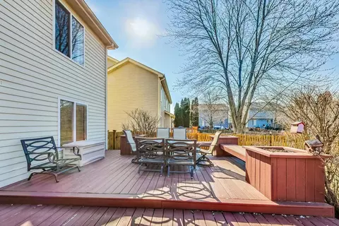 Exterior - 13722 S Kendall Dr, Plainfield, IL 60544 photo 5 of 10