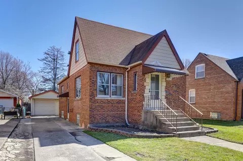 10123 S Homan Ave, Evergreen Park, IL 60805