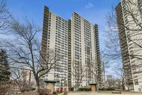 1460 N Sandburg Ter #308A, Chicago, IL 60610