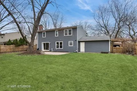 Exterior - 320 Warwick Dr, Naperville, IL 60565 photo 3 of 8