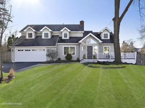 5600 Western Ave, Clarendon Hills, IL 60514