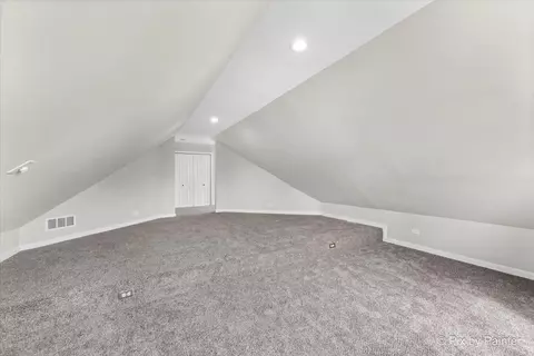 26 W210 Macarthur Ave, Carol Stream, IL 60188 photo 27