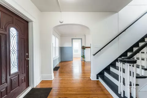 Entry Way - 415 Normal Rd, Dekalb, IL 60115 photo 3 of 4