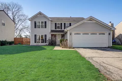 125 W Fullerton Ave, Glendale Heights, IL 60139