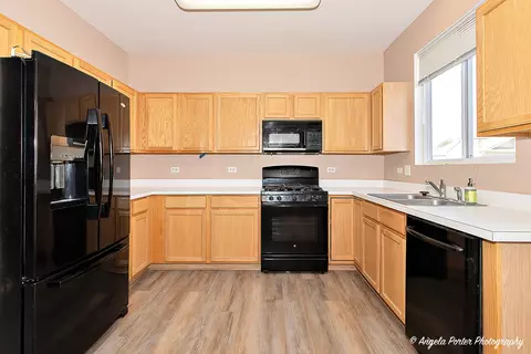 31593 Tallgrass Ct, Lakemoor, IL 60051 photo 4