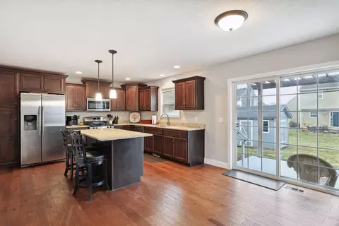 Kitchen - 3911 Slate Dr, Champaign, IL 61822 photo 1 of 6