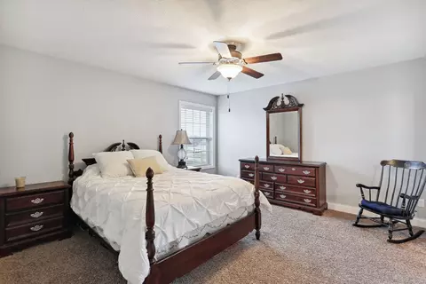 Bedroom - 3911 Slate Dr, Champaign, IL 61822 photo 1 of 8