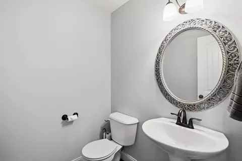 Bath - 3911 Slate Dr, Champaign, IL 61822 photo 1 of 4