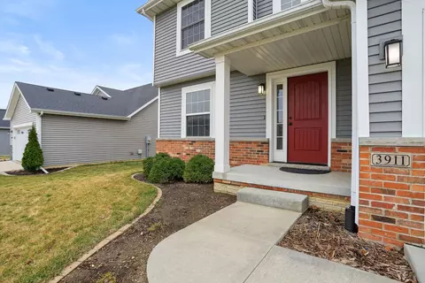 Exterior - 3911 Slate Dr, Champaign, IL 61822 photo 4 of 11
