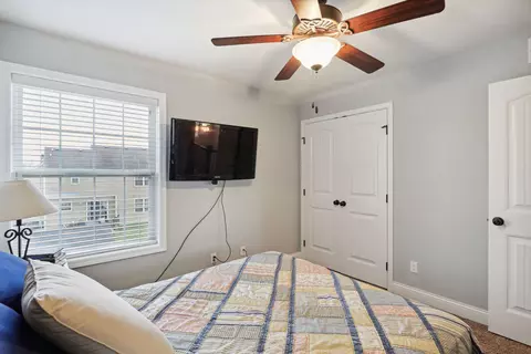 Bedroom - 3911 Slate Dr, Champaign, IL 61822 photo 6 of 8
