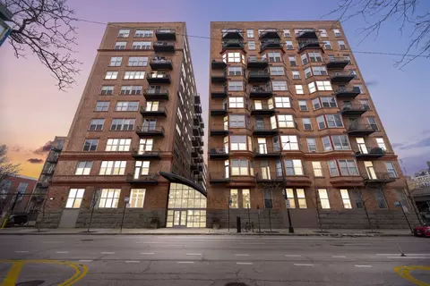 500 S Clinton St #220, Chicago, IL 60607