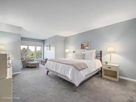 Bedroom - 24 Pine Tree Ln, Burr Ridge, IL 60527 photo 2 of 2