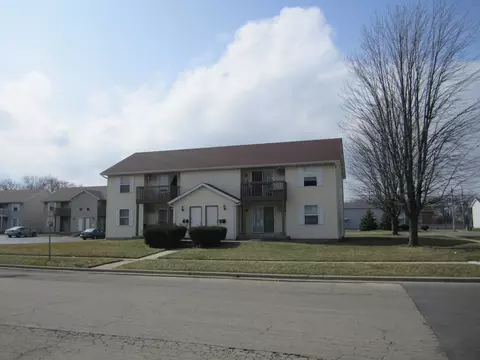 1295 Rushmoore Dr, Dekalb, IL 60115