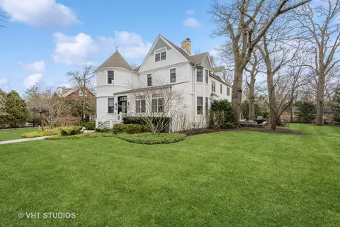 200 Laurel Ave, Highland Park, IL 60035