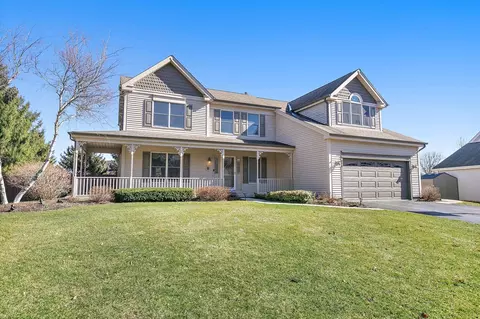 Exterior - 904 Pember Cir, West Dundee, IL 60118 photo 2 of 6