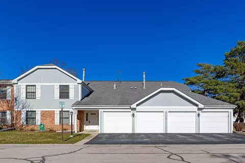 1234 Sandhurst Ct #C, Schaumburg, IL 60193