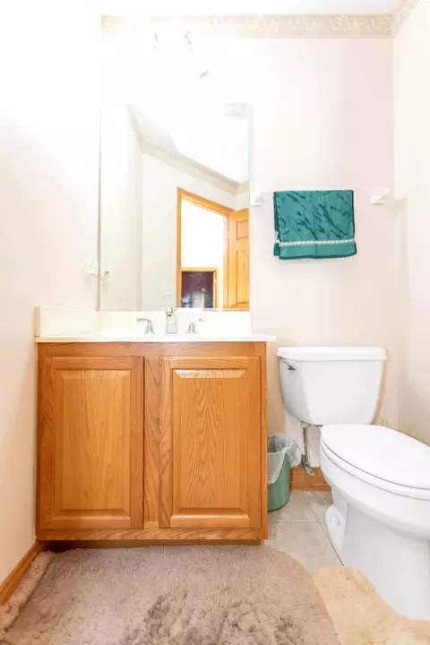 Bath - 617 Olive Pkwy, Bartlett, IL 60103 photo 1 of 7