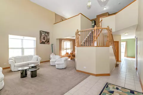 Living - 617 Olive Pkwy, Bartlett, IL 60103 photo 1 of 7