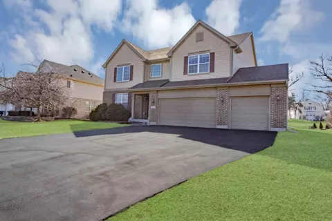 Exterior - 617 Olive Pkwy, Bartlett, IL 60103 photo 2 of 7