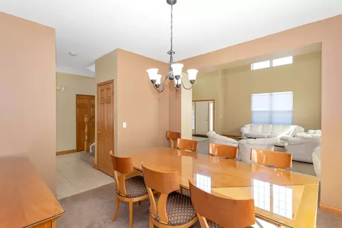 Dining - 617 Olive Pkwy, Bartlett, IL 60103 photo 2 of 2