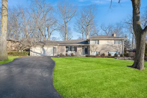 1366 Ridge Rd, Northbrook, IL 60062