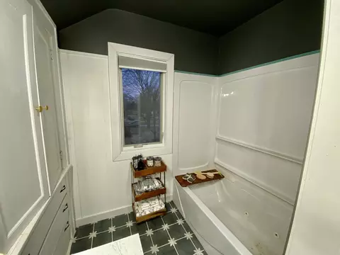 Entry Way - 604 Normal Rd, Dekalb, IL 60115 photo 3 of 3