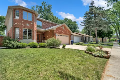 9359 S 50th Ave, Oak Lawn, IL 60453