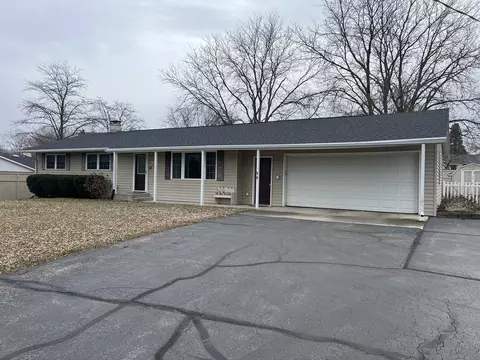 3107 W Stephenson St, Freeport, IL 61032