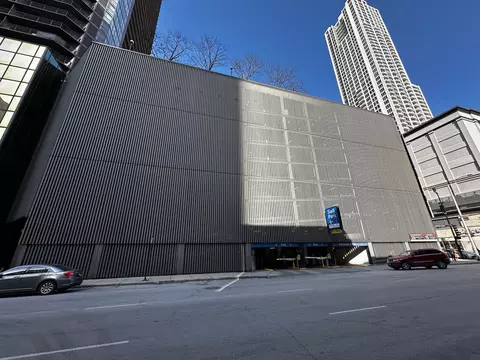 10 E Ontario St #705, Chicago, IL 60611