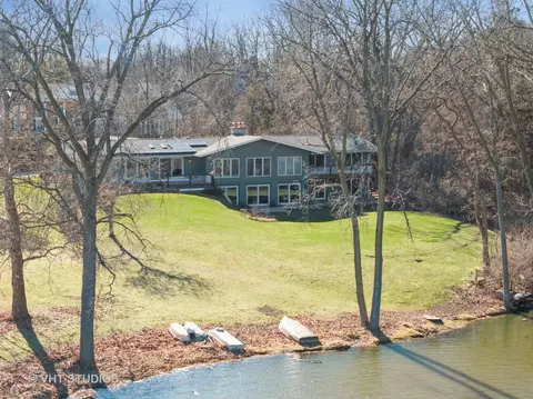 1540 Thyra Ln, Inverness, IL 60067