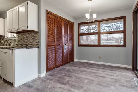 Bedroom - 1430 Winter Dr, Freeport, IL 61032 photo 1 of 5