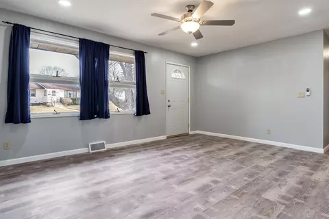 Other - 1430 Winter Dr, Freeport, IL 61032 photo 3 of 10