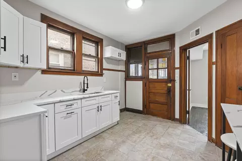 Bath - 711 E 90th St, Chicago, IL 60619 photo 1 of 2