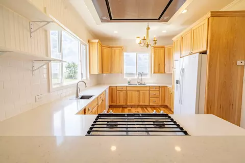 Kitchen - 17846 W 3000 S Rd, Reddick, IL 60961 photo 3 of 3
