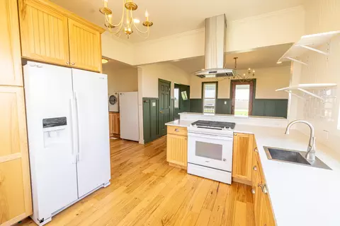 Kitchen - 17846 W 3000 S Rd, Reddick, IL 60961 photo 2 of 3