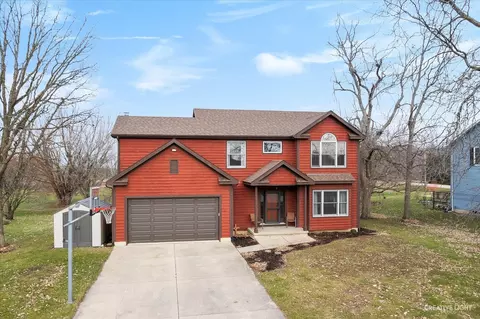 510 Indian Creek Dr, Leland, IL 60531