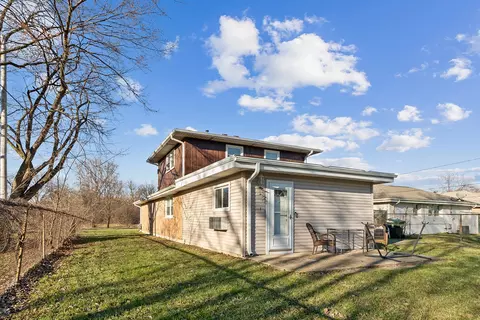 Exterior - 3129 172nd St, Hazel Crest, IL 60429 photo 4 of 4