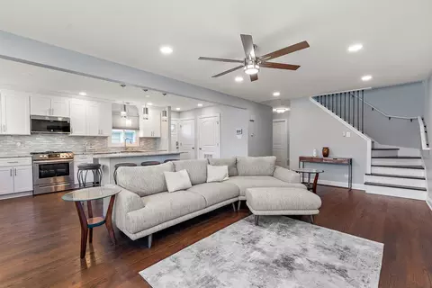 Living - 3129 172nd St, Hazel Crest, IL 60429 photo 2 of 3