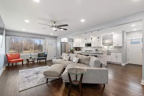 Living - 3129 172nd St, Hazel Crest, IL 60429 photo 1 of 3