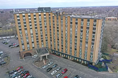 1 Renaissance Pl #518, Palatine, IL 60067