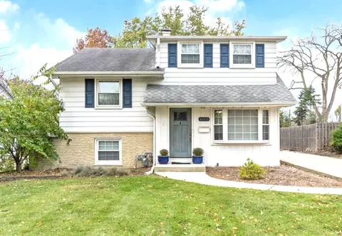 4000 Washington St, Downers Grove, IL 60515
